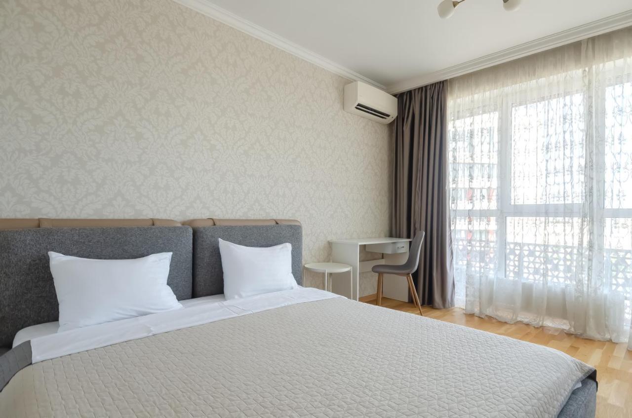 Petrovdom 41B-59B-90B-77B Stunning City View Apartments At Rc Kvartet, Central Railway Station Kiev Luaran gambar